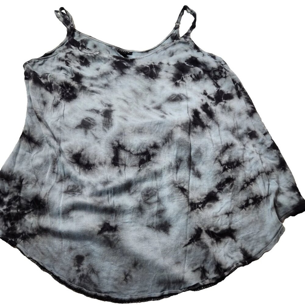 Torrid Women's Size 2X Tie Dye Cami Blouse Adjustable